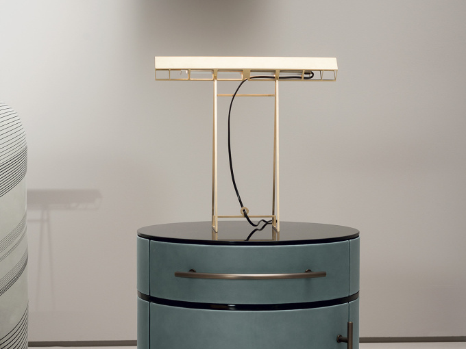 Настольная лампа  Hubble