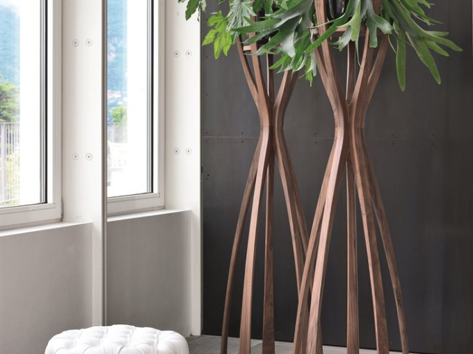 Вешалка Flamingo