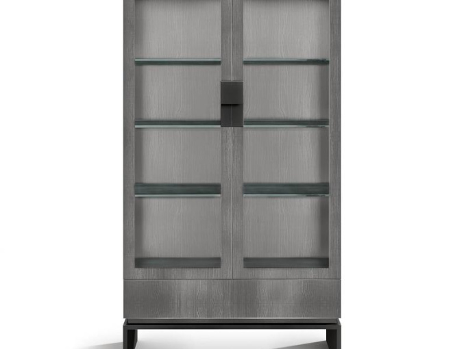 Ветрины Black & More