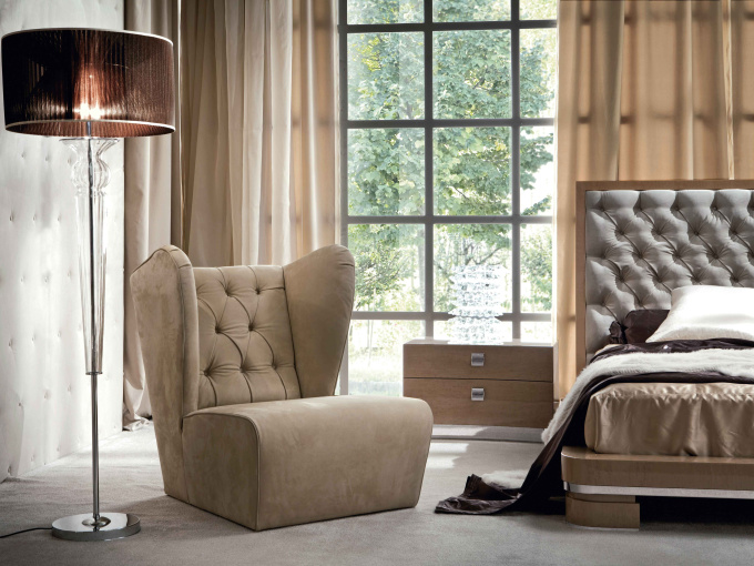 Кресло W/Buttoned Back