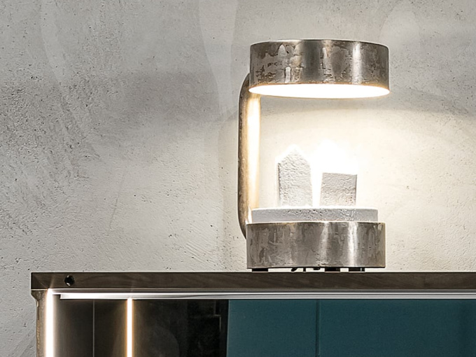 Лампа настольная Compound light