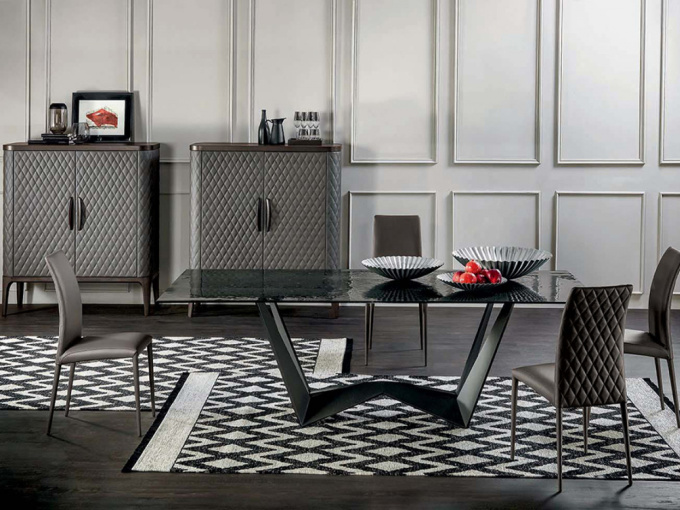 Стол обеденный Reverse