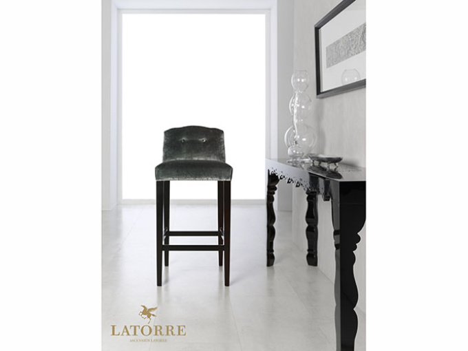 Барный стул Acanthus 