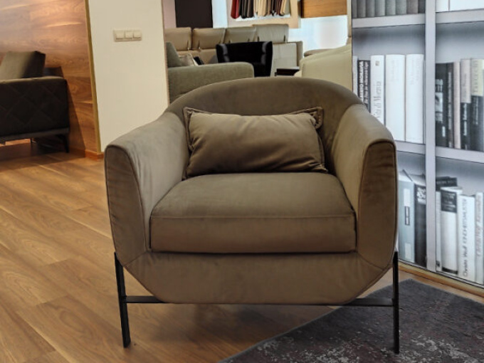 Кресло PoliC196