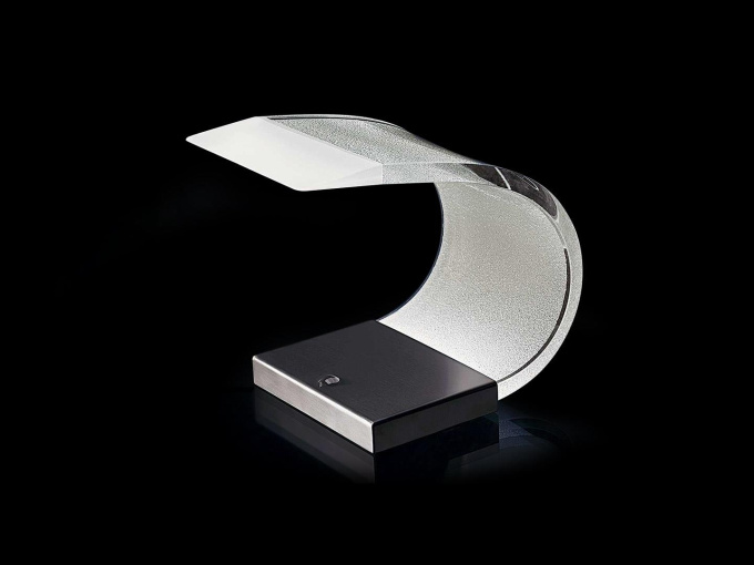 Лампа настільна Optica