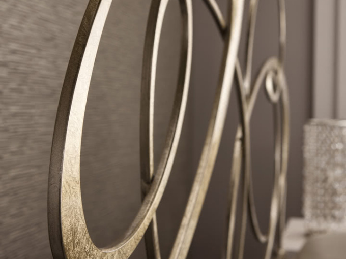 Ліжко Ghirigori