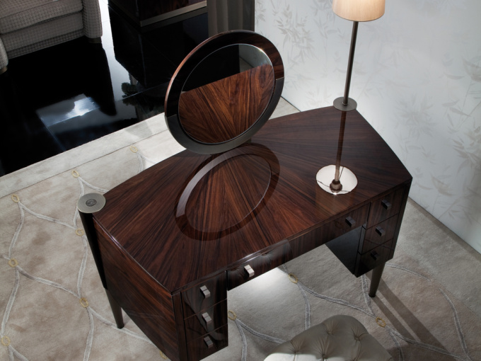 Лампа настольная  180/99