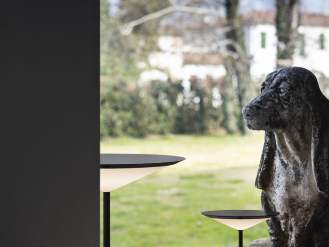 Настольна лампа Narciso