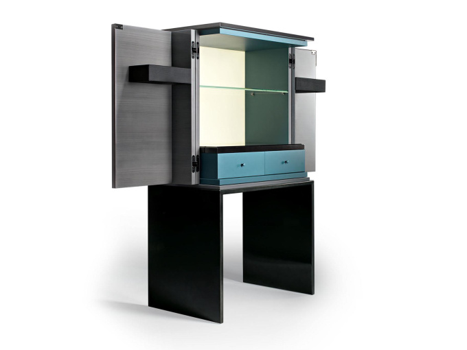 Шкаф Black & More