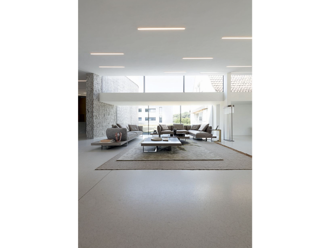 Стол-пьедестал Libretto