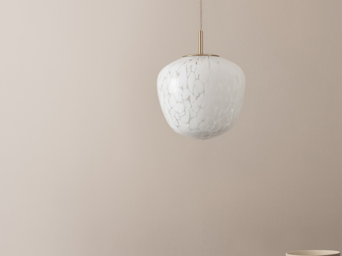 Потолочный светильник Milo White & Satin Brass Pendant