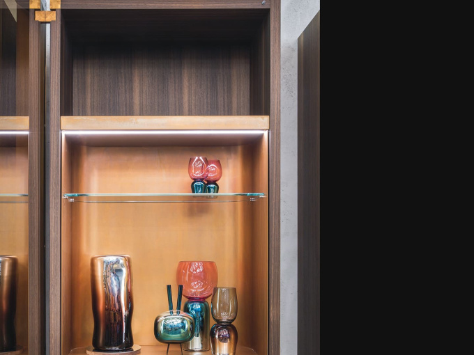 Витрина Loom FR