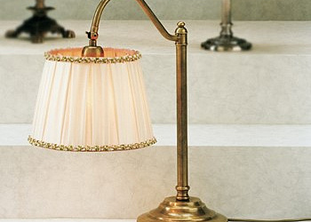 Лампа настільна 438