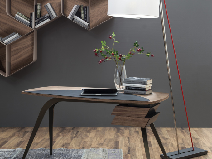 Журнальный столик Logos