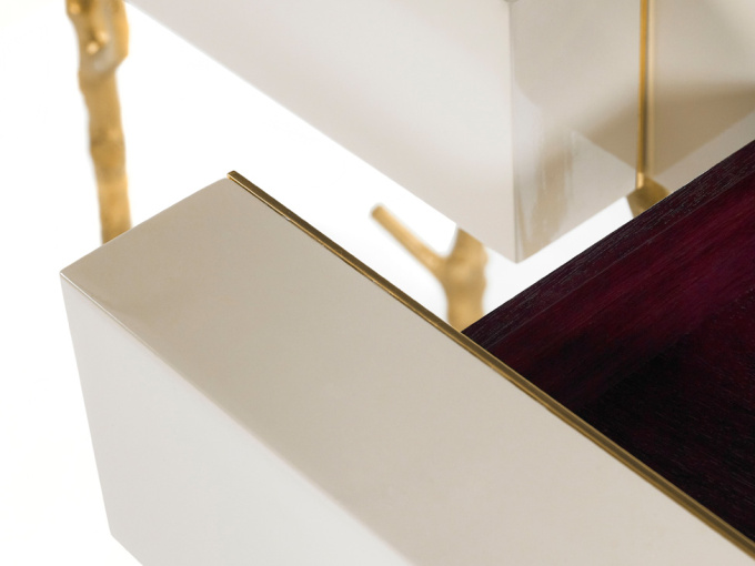 Консоль Fig Tree