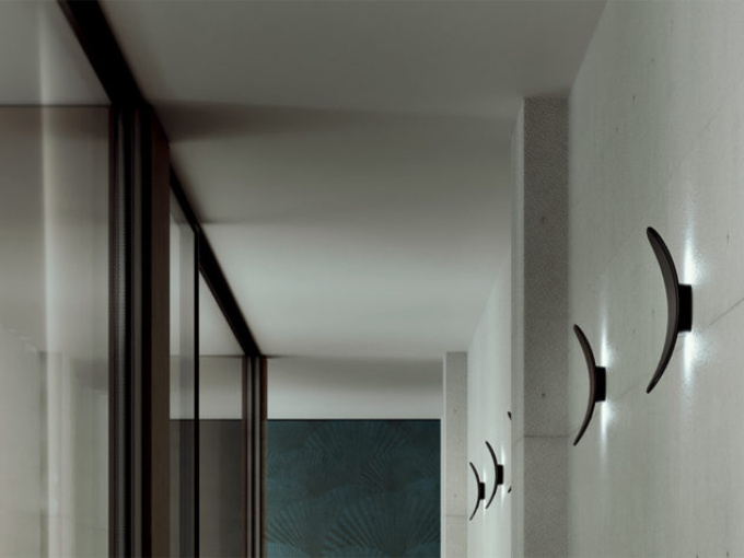 Настенный светильник Vela