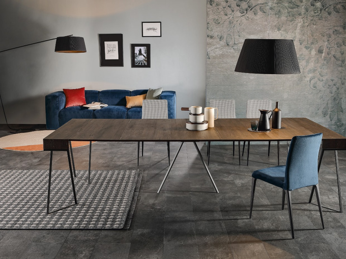 Стол консольный Beverly