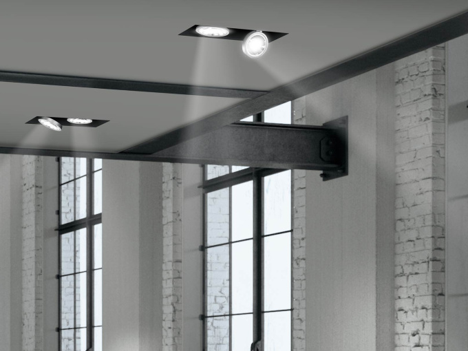 Стельовий світильник Momo