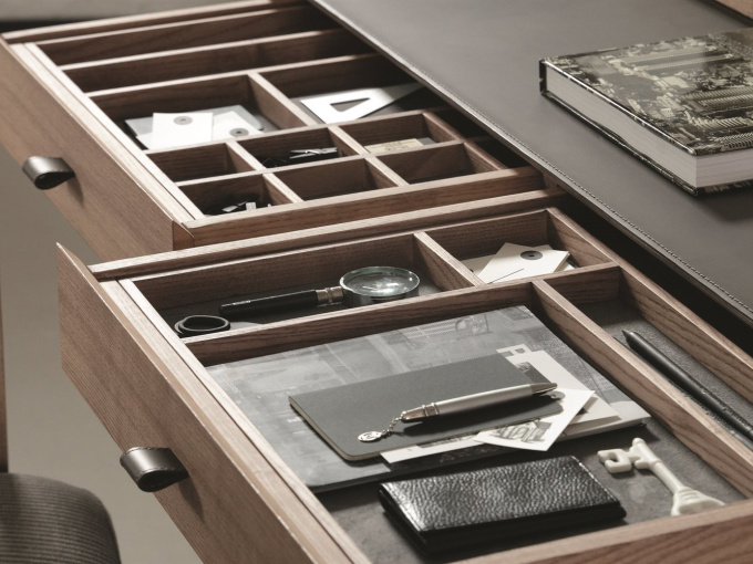 Туалетный столик Dafto