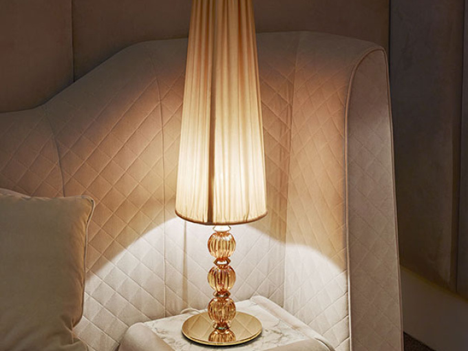 Настольная лампа  G1190