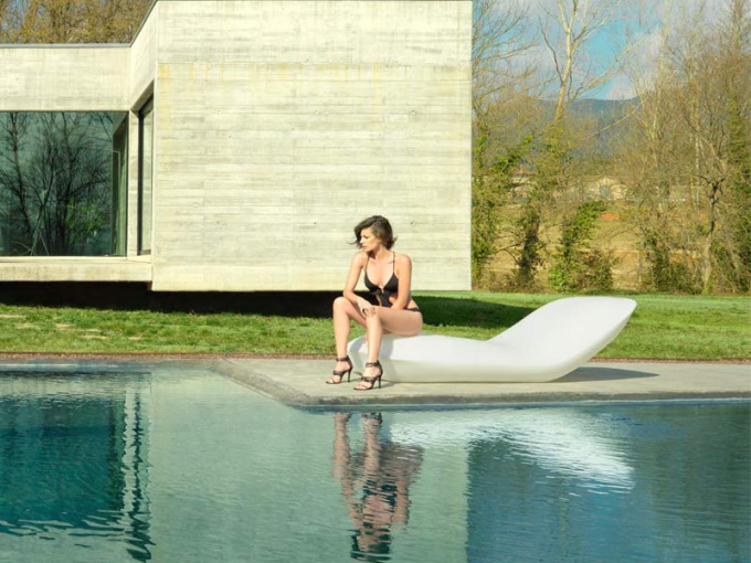 Шезлонг Pillow sun chaise