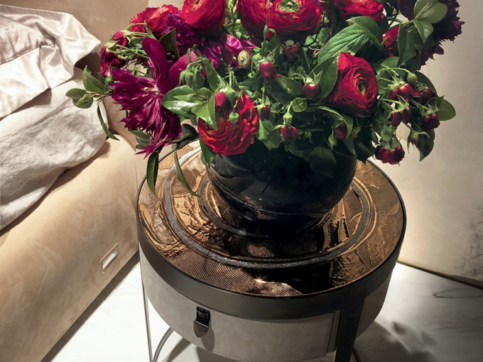 Прикроватная тумбочка Amadeus