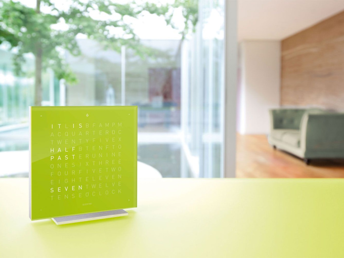 Часы Qlocktwo Touch Alarm