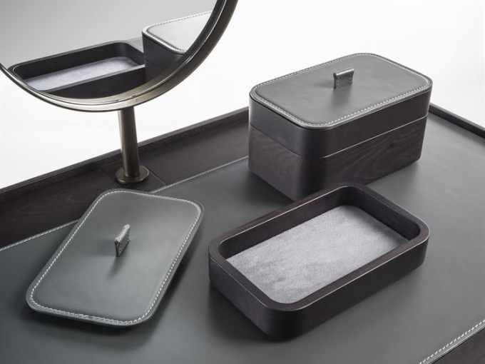 Туалетный столик Dafto