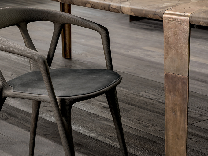 Стол Oxymoron-table