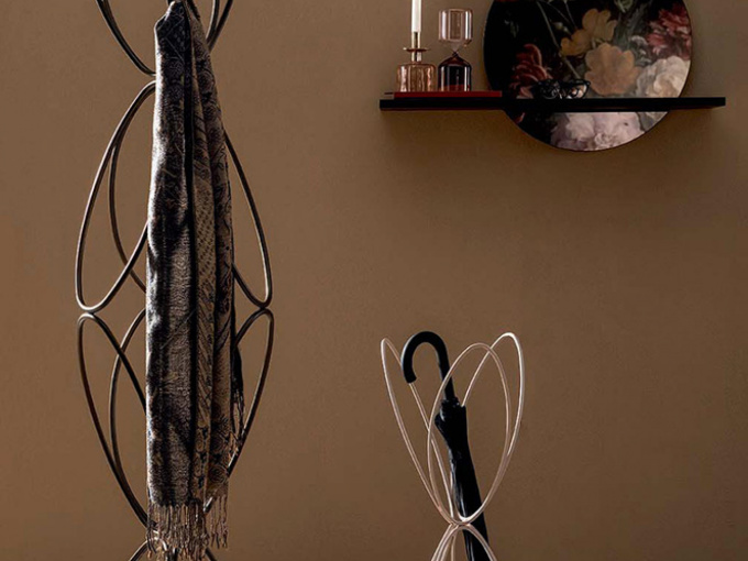 Вешалка Vanity coat-hanger