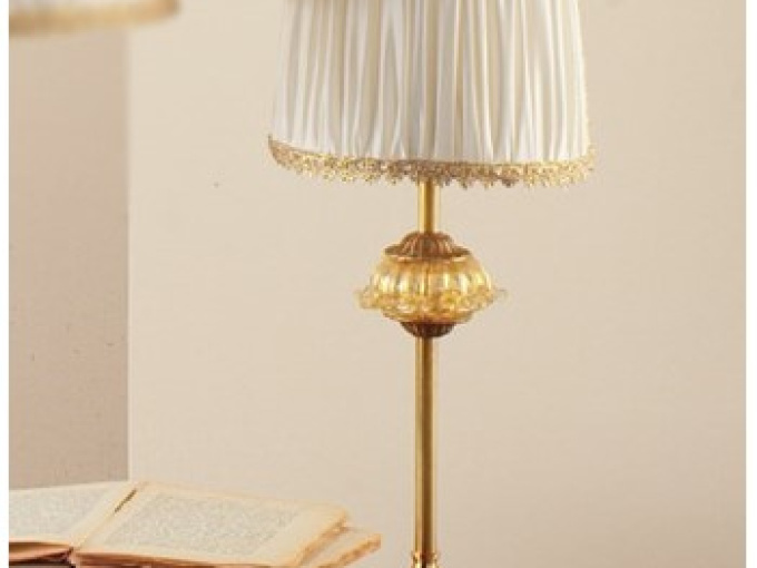 Лампа настільна 585